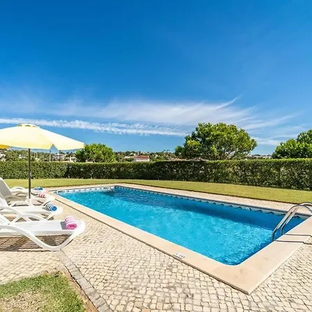 Ferienhaus Mina - Large House Sleeps 9, Walk To Beach, Golf And Shops *